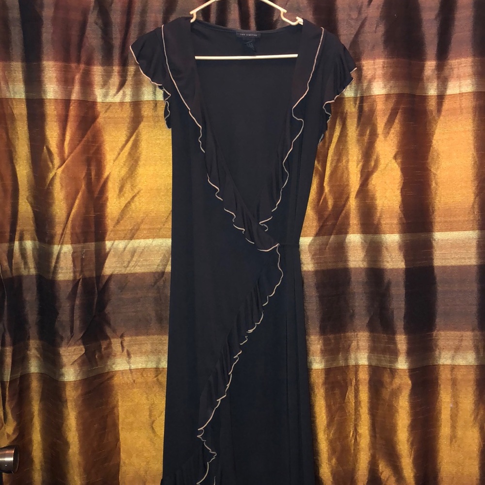 Black wrap around dress 👗